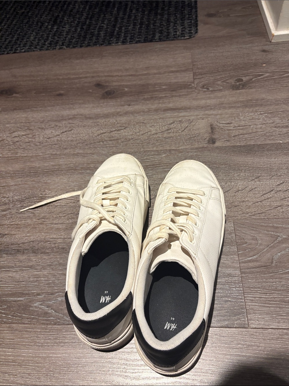 H&M Men's Off-White Canvas Lace-Up Sneakers with Black Heel
